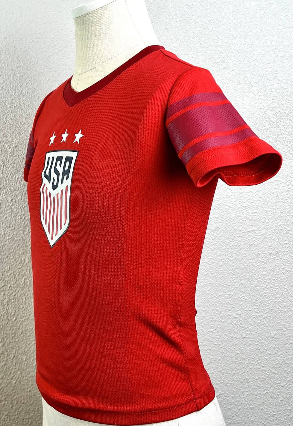 Youth Alex Morgan USWNT Team USA Red Jersey (XS) - Image 3