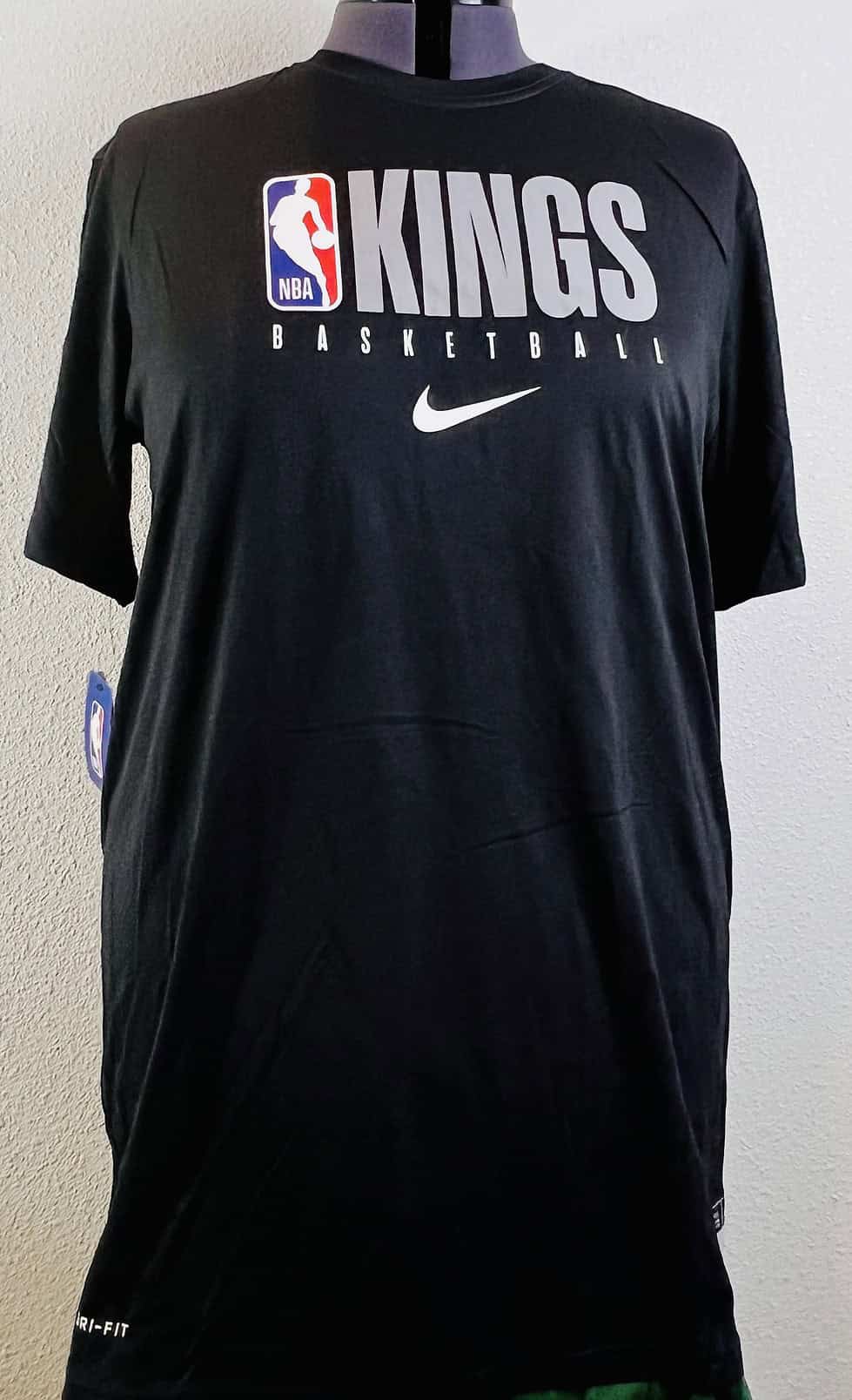 Team-Issued NBA Sacramento Kings T-shirt (XL)