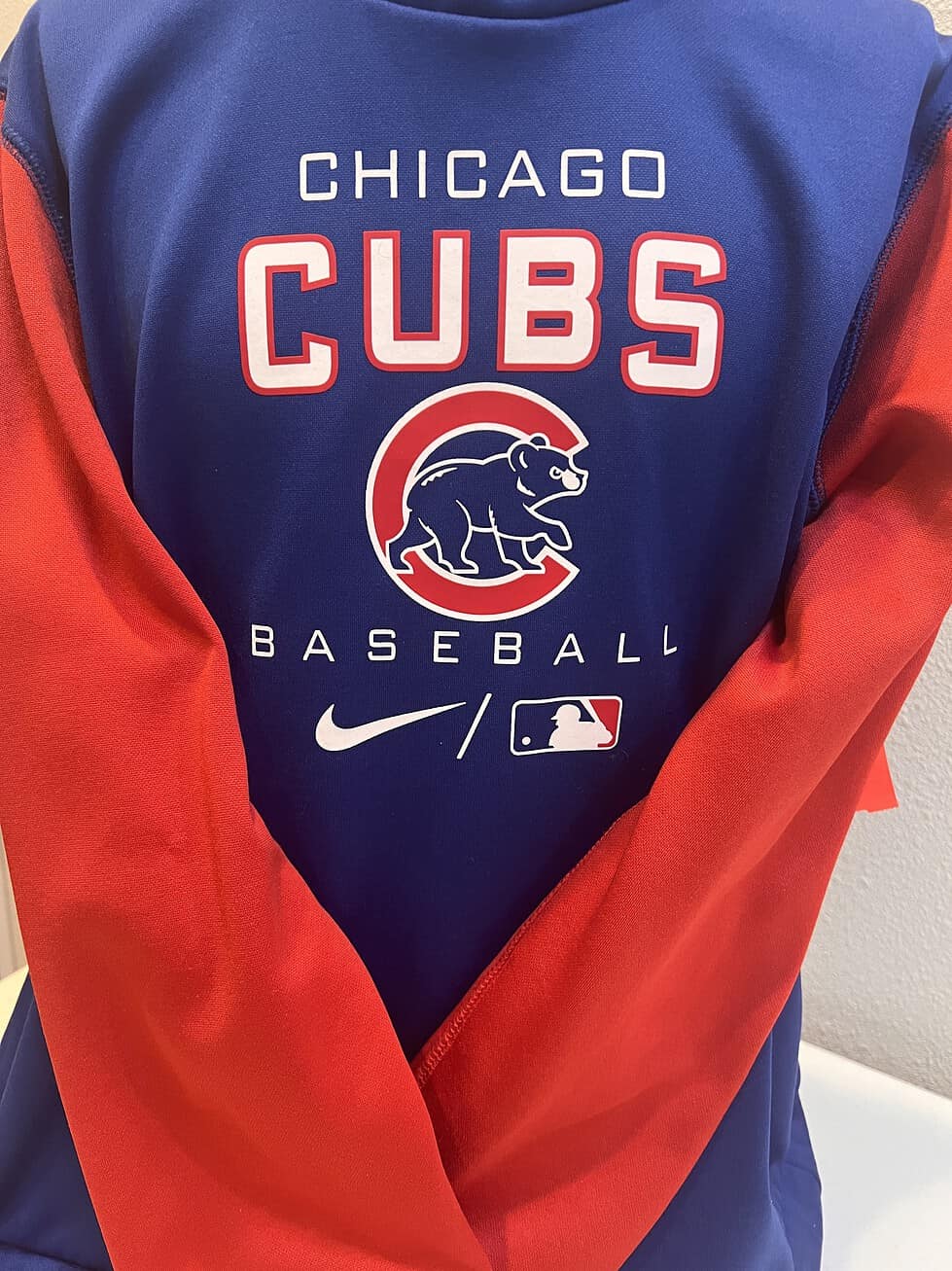 Youth Large Chicago Cubs Nike Hoodie (Like New)