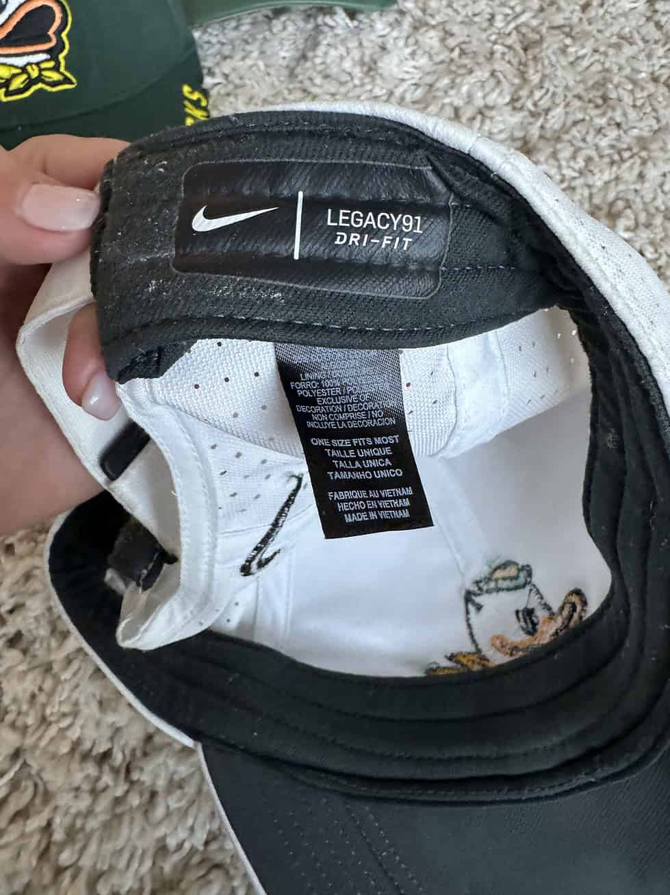 ONE SIZE NEW OREGON DUCKS NIKE HATS - Image 4