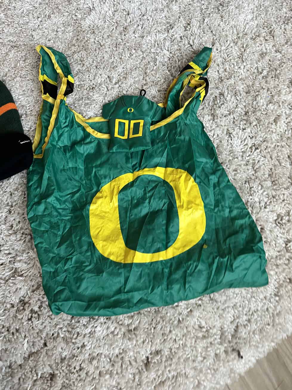 Two University of Oregon Beanies + Pocket Bag - Image 2
