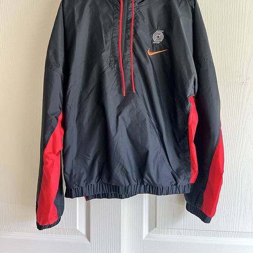 Blazer Half-Zip Winderbreaker front