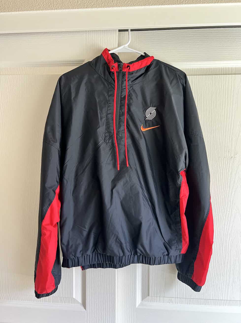 Blazer Half-Zip Winderbreaker front
