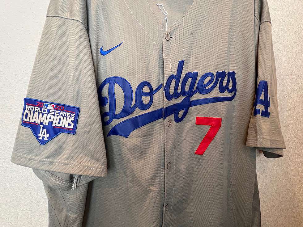 Los Angeles Dodgers Julio Urías 2020 World Series Jersey - Image 4