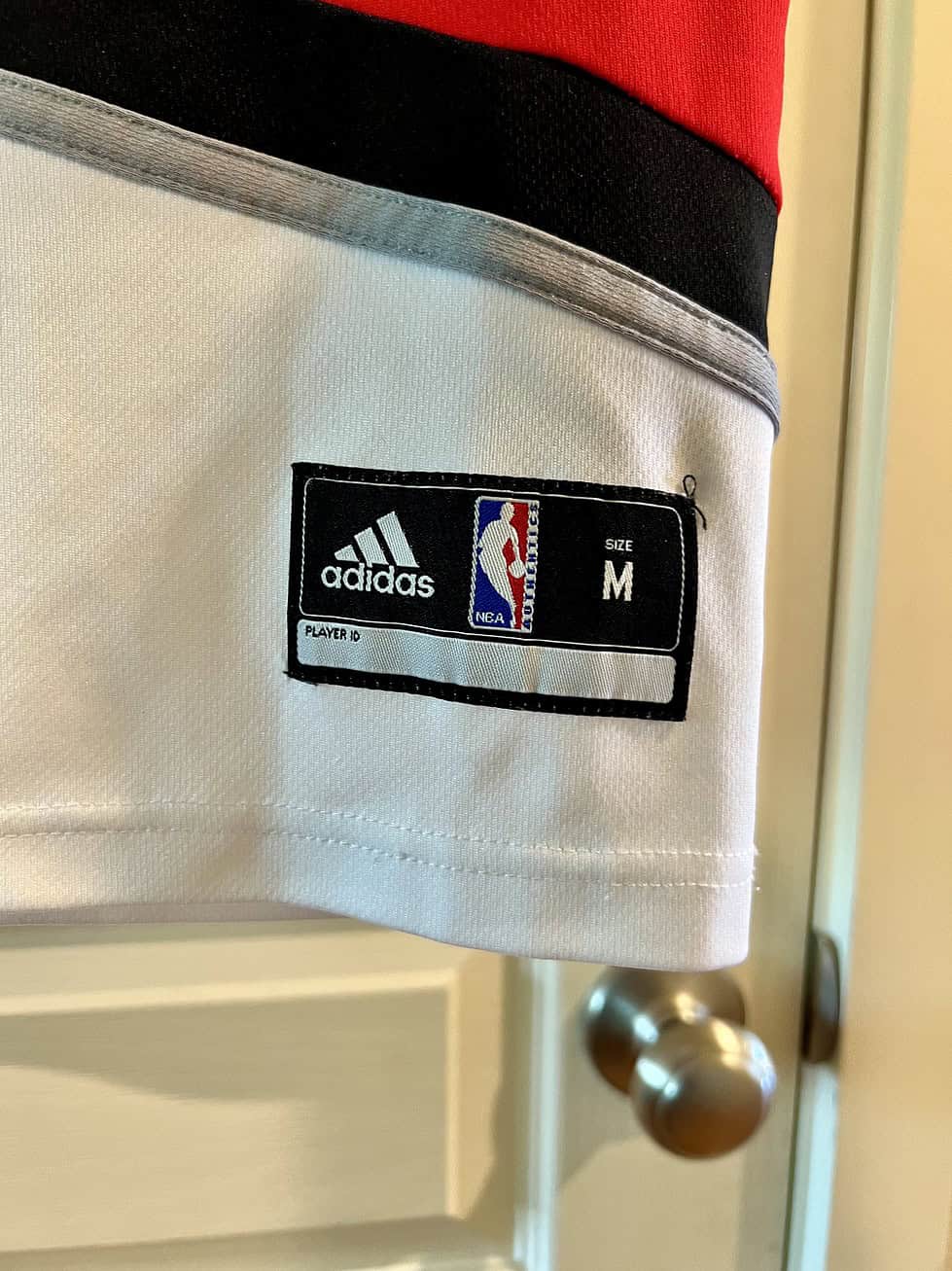 LaMarcus Aldridge Portland Adidas Trail Blazers Youth Jersey - Size M - Image 3