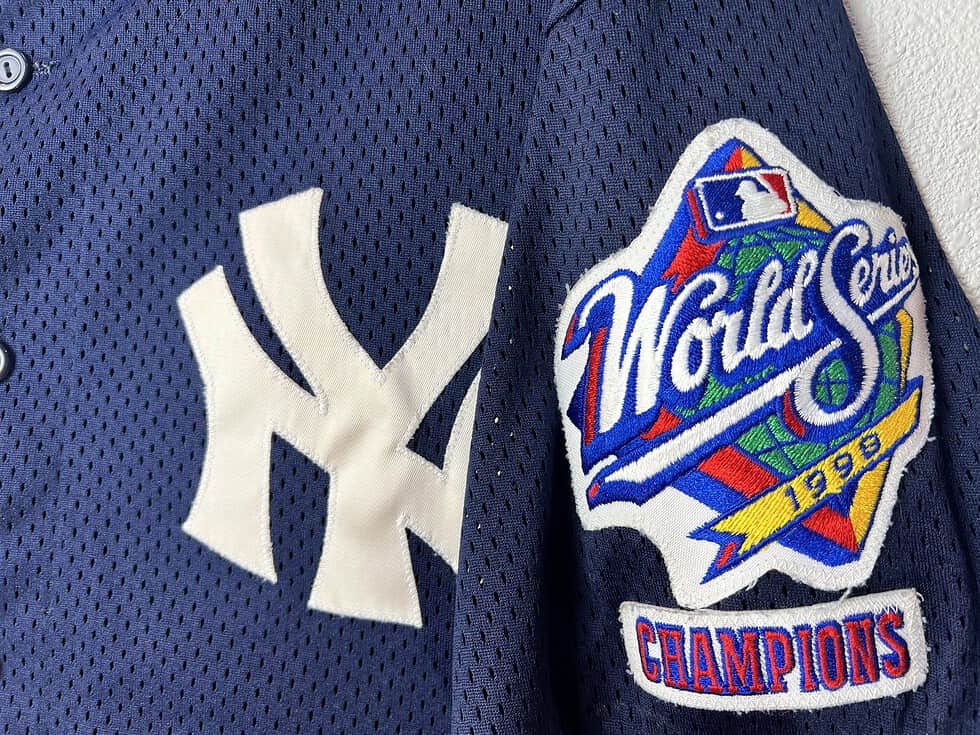 New York Yankees 1999 World Series Jersey – Size XL - Image 4