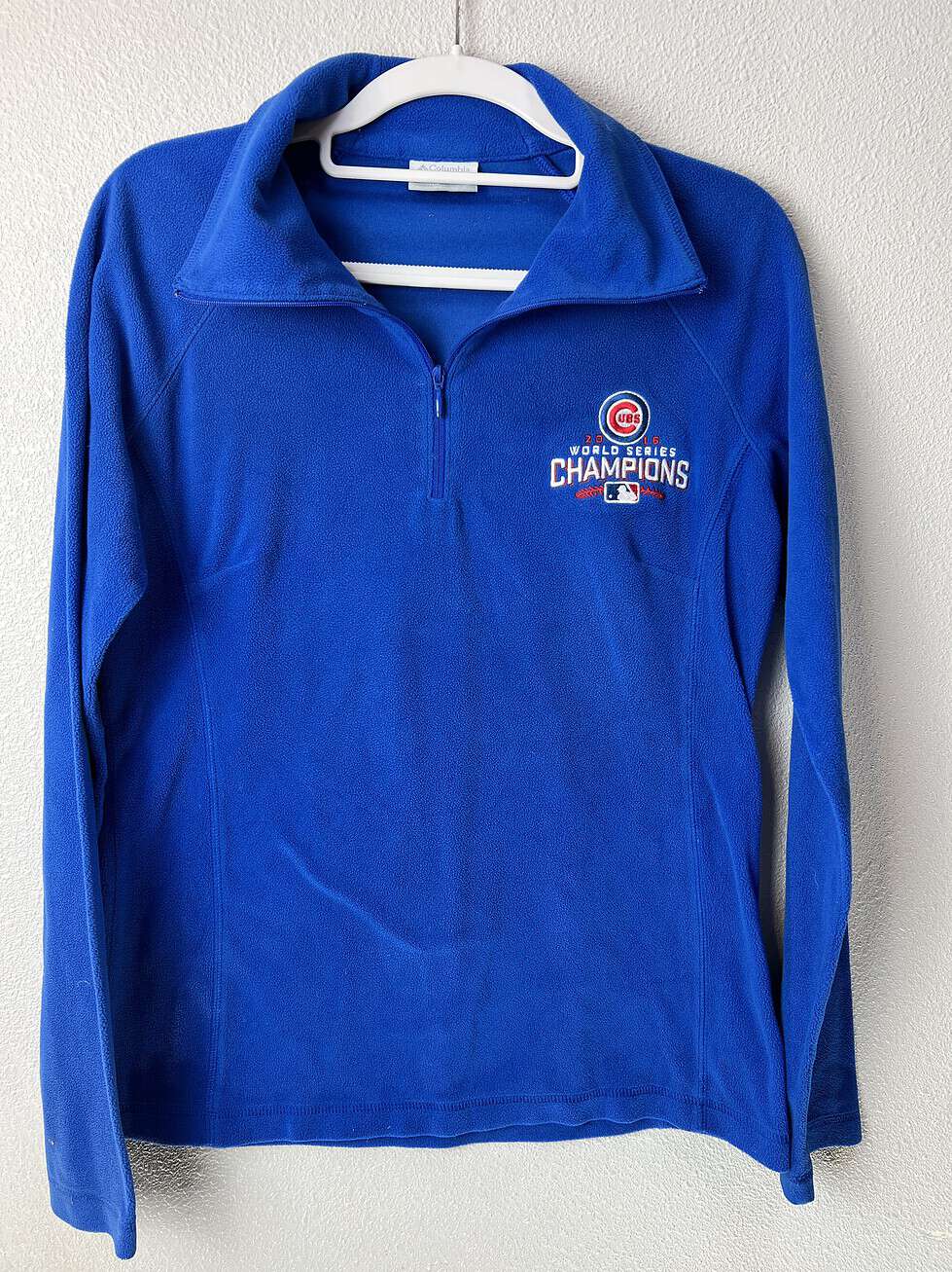 Front view of Columbia Cubs 2016 World Series Champions fleece in royal blue.