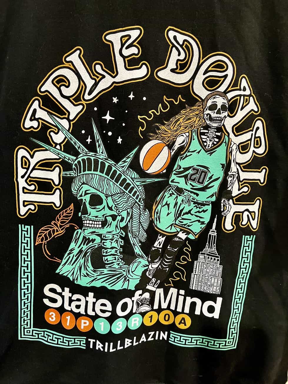 Full view of a black Trillblazin sweatshirt featuring Sabrina Ionescu and New York Liberty’s 2024 WNBA Championship celebration, size Large.