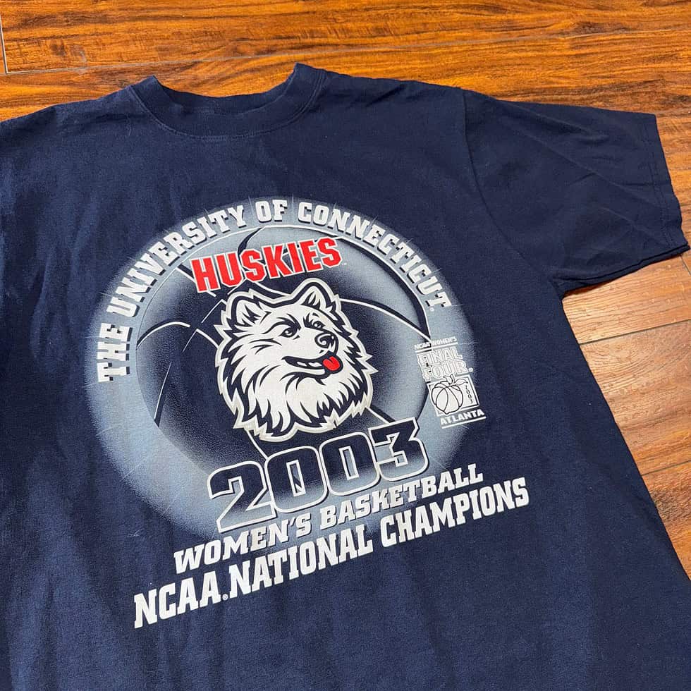 Gear 2003 Uconn Final Four Tee Sz M - Image 2