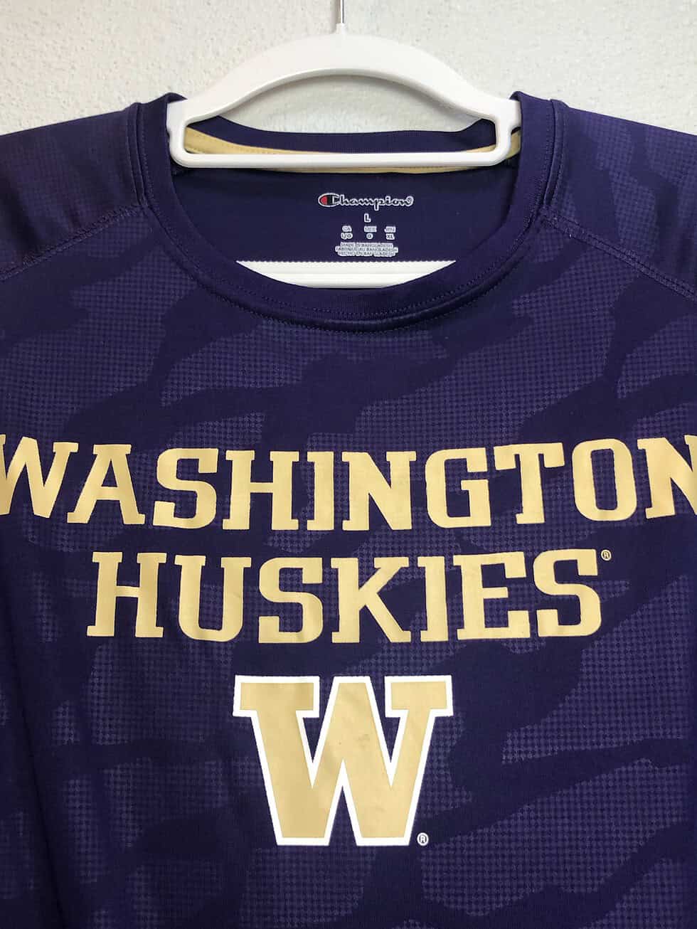 Washington Huskies Champion Camo Tee sz L - Image 3