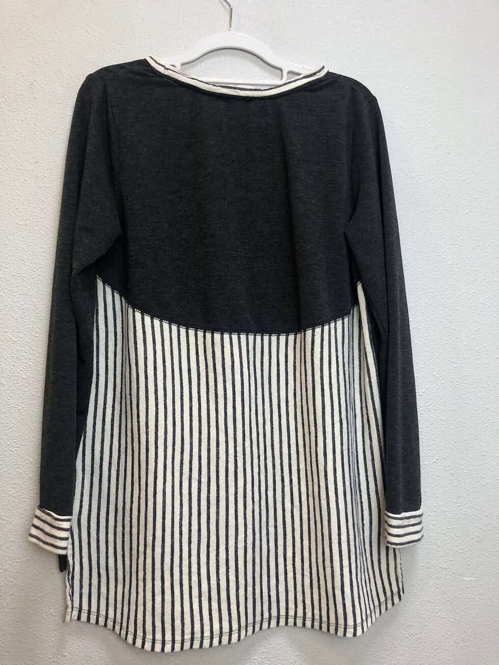 Chicago Bulls Gameday Couture Striped Hem Tunic - Image 4
