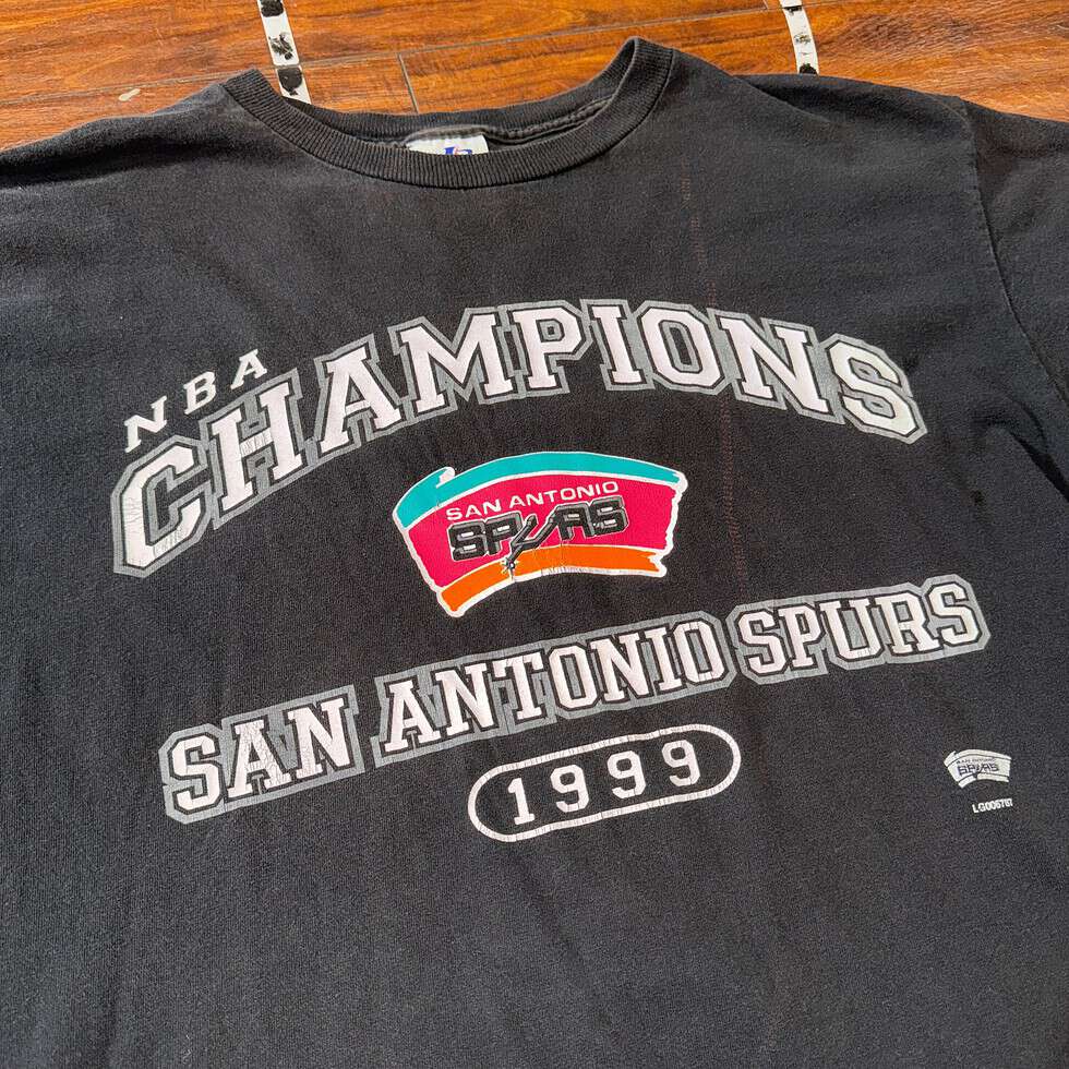 Logo Athletic San Antonio Spurs 1999 Champs Tee Sz L - Image 2