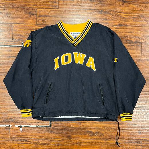 Champion Iowa Hawkeyes Windbreaker – Size XL
