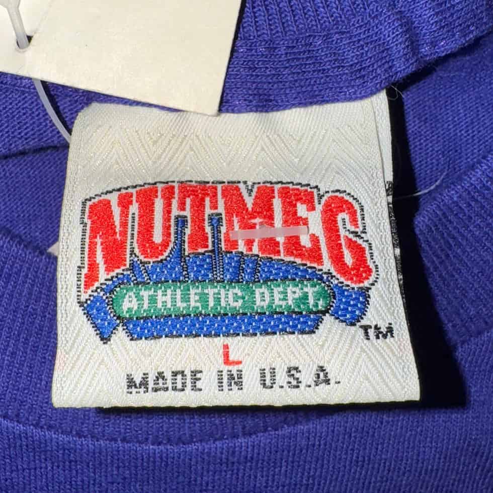 NWT Nutmeg Charlotte Hornets Tee Sz L - Image 5