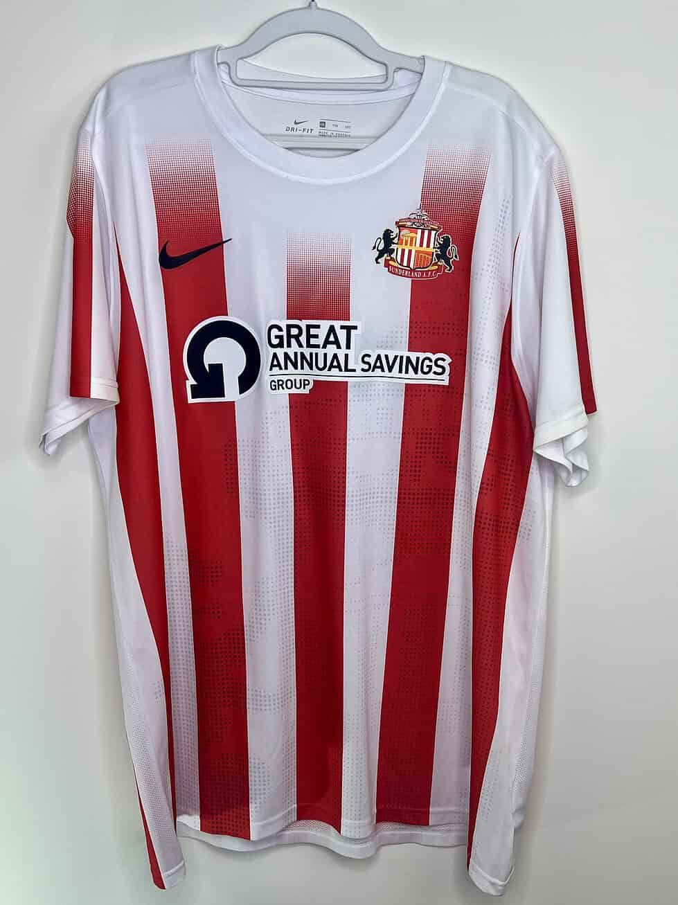 Sunderland AFC Nike Jersey with Great Annual Savings sponsor logo on front.