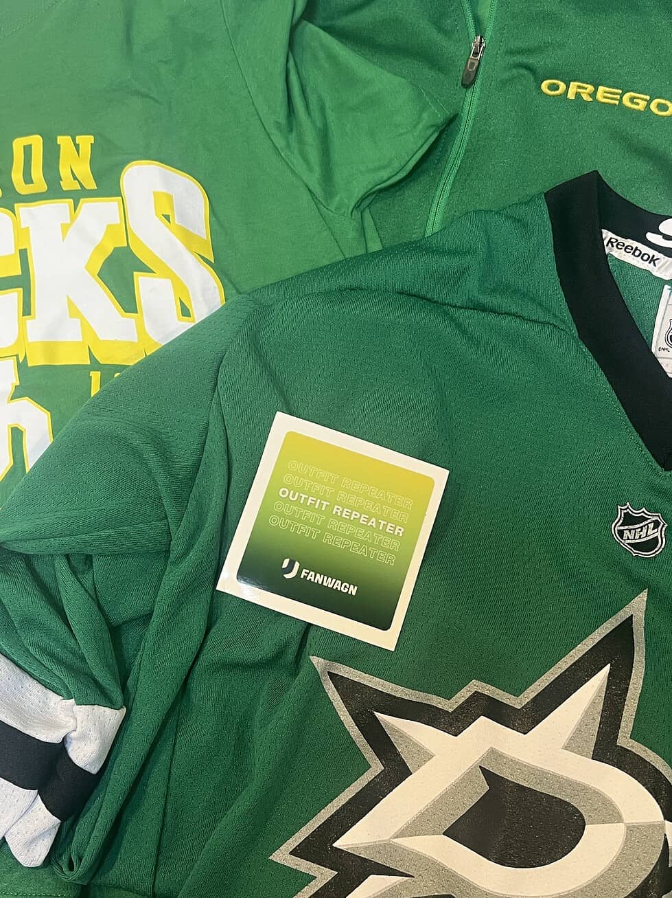 Sticker: Outfit Repeater (Green & Yellow)