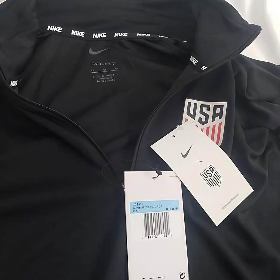 NEW Women’s Nike US Soccer 1/4 Zip Pullover – Black 🇺🇸 - Image 5