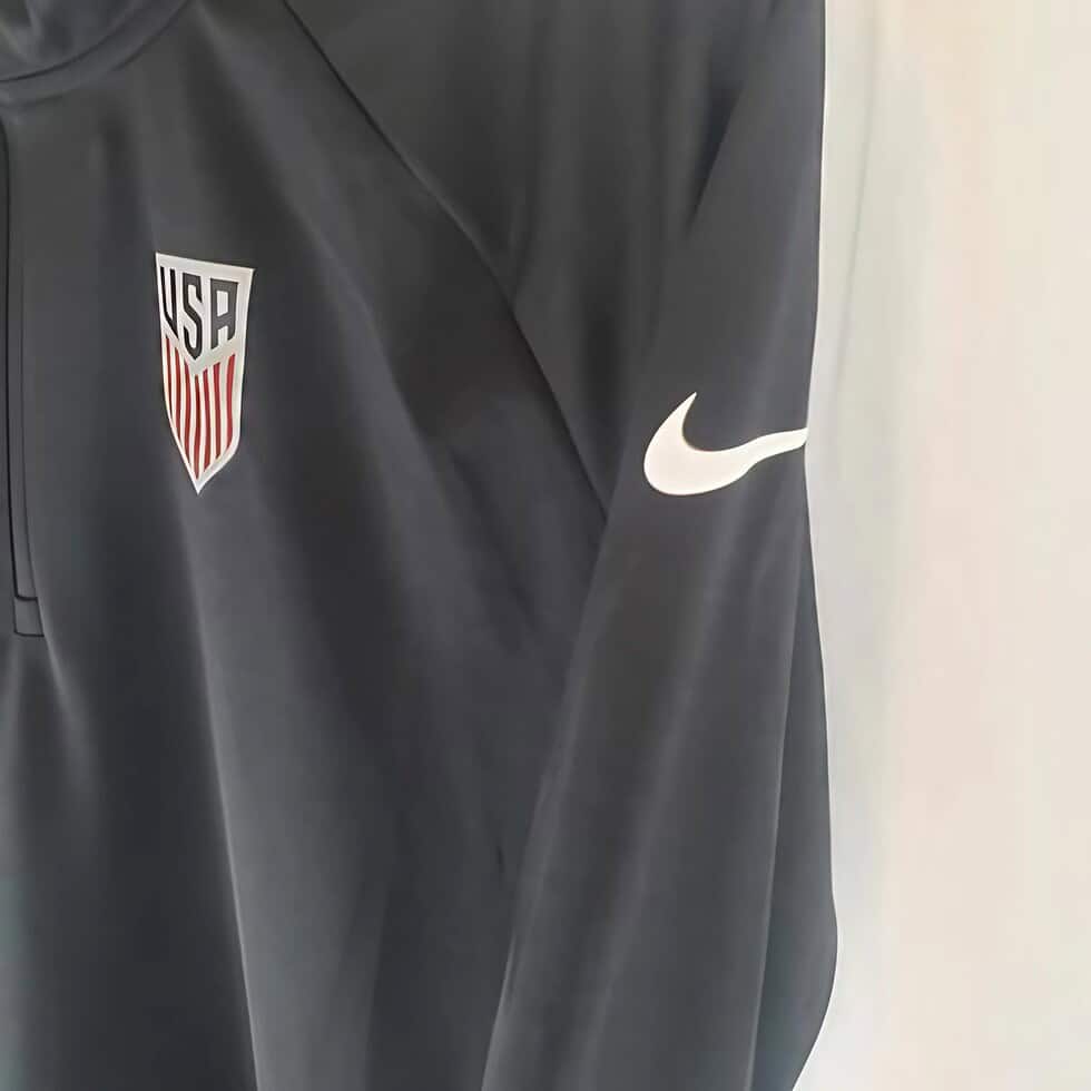 NEW Women’s Nike US Soccer 1/4 Zip Pullover – Black 🇺🇸 - Image 2