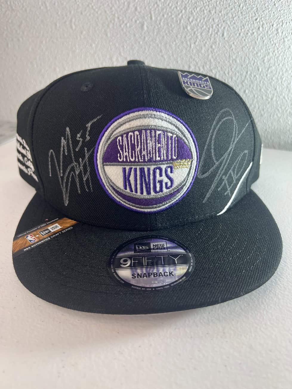 Sacramento Kings 9FIFTY Signed Snapback Hat