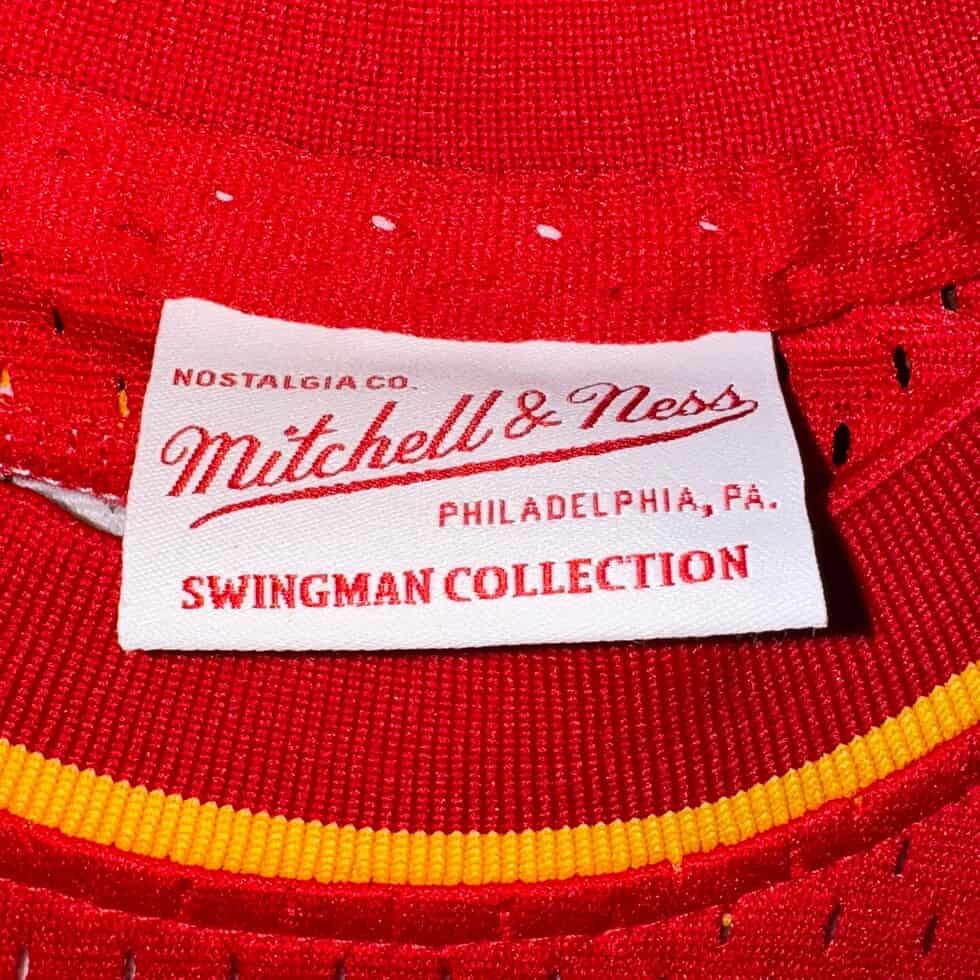 Mitchell & Ness Atlanta Hawks Dominque Wilkins Jersey Sz YL - Image 4