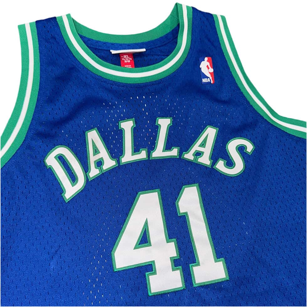 Mitchell & Ness Dallas Mavericks Dirk Nowitzki Jersey Sz YXL - Image 4