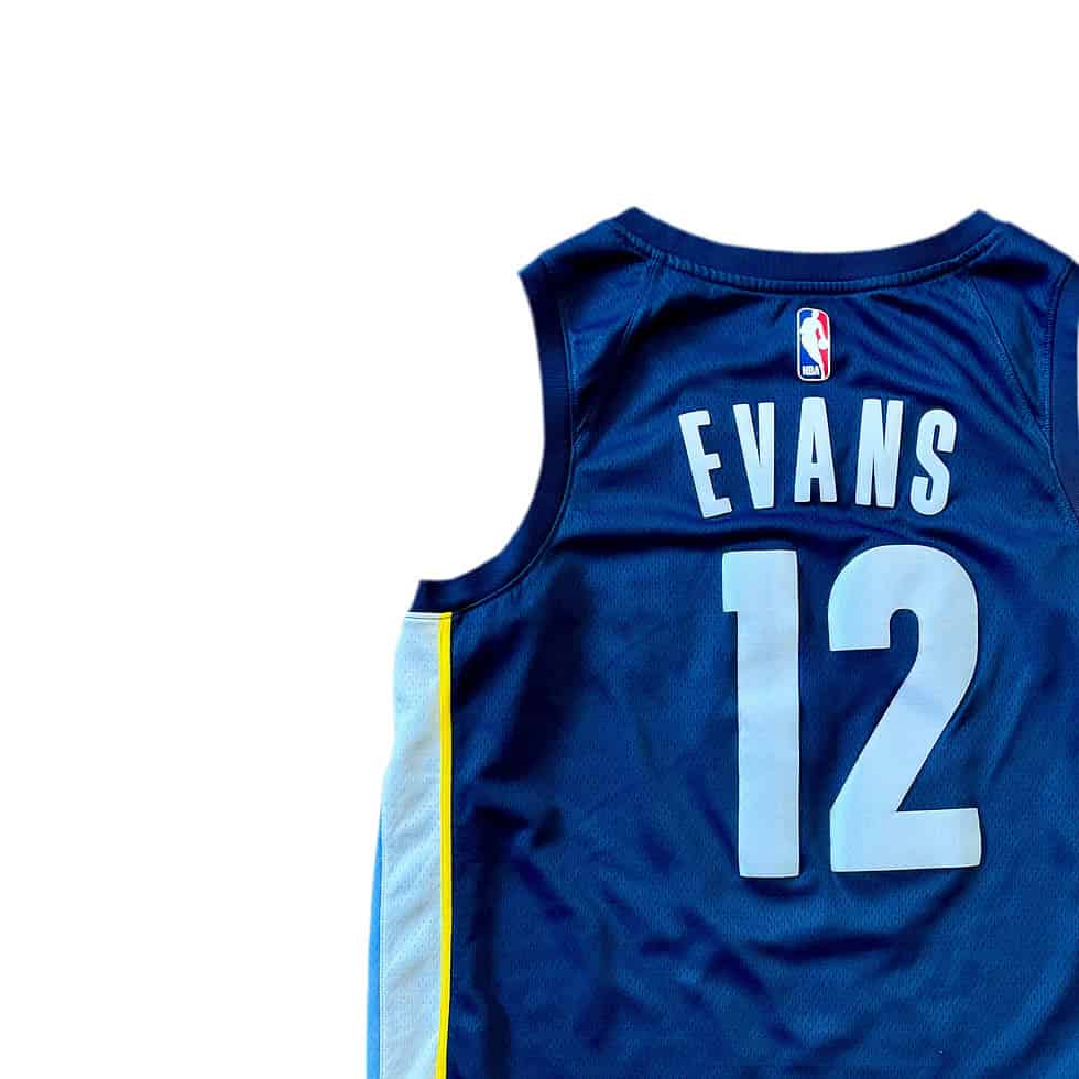 Nike 2017-18 Memphis Tyreke Evans Jersey Sz L - Image 2