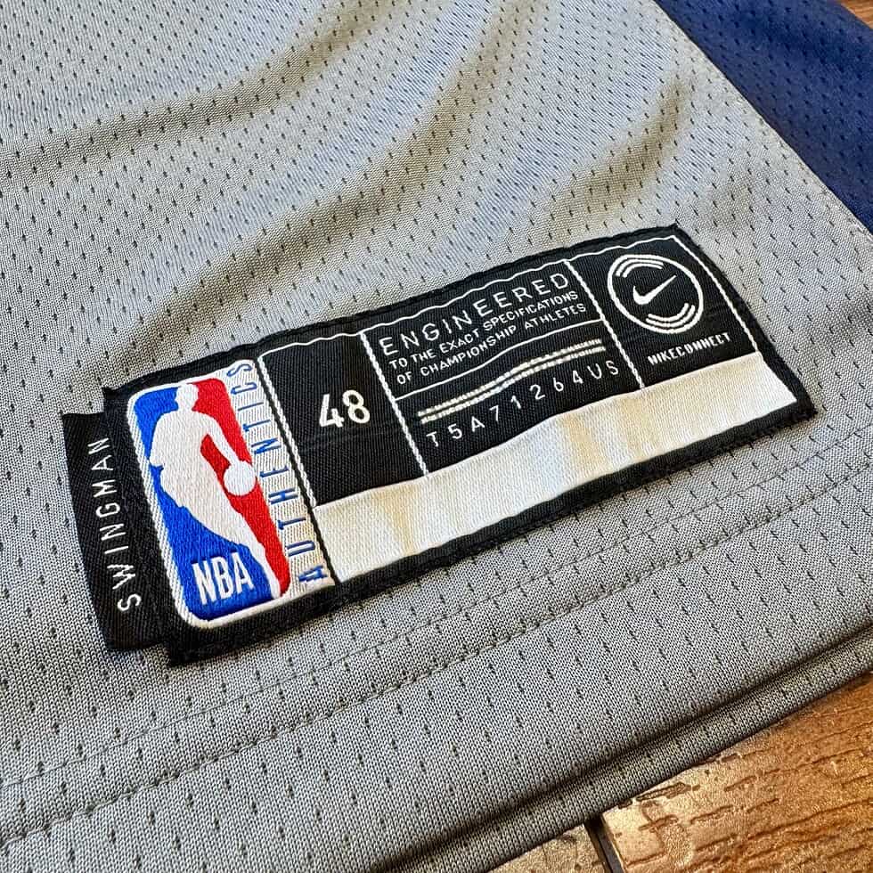 Nike Memphis Mike Conley Jersey Sz L - Image 3