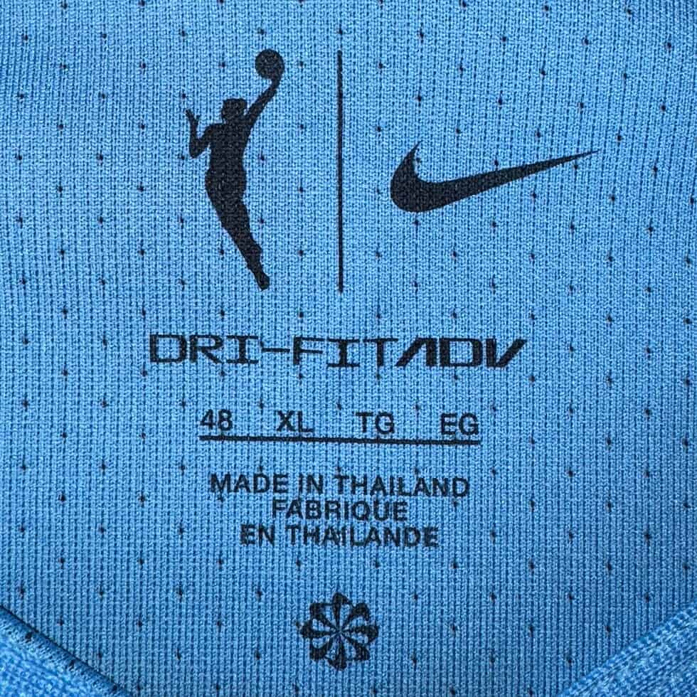 Nike Team Issued Chicago Sky Jersey Women’s XL - Image 6