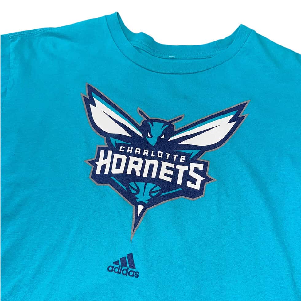 Adidas Charlotte Hornets Tee Sz L - Image 2