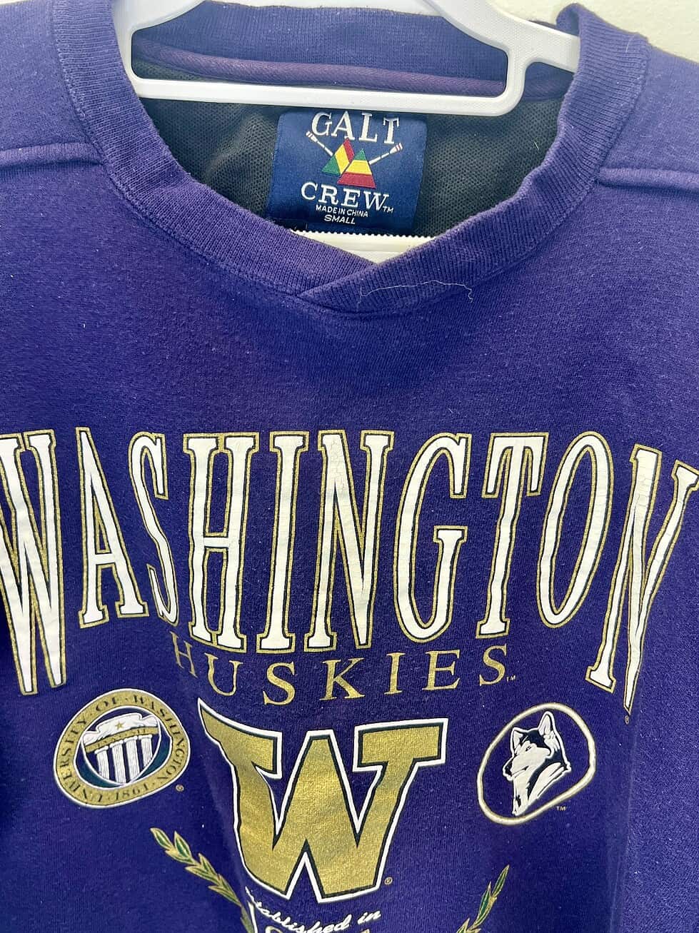 Vintage Washington Huskies Y2K Sweatshirt - Small - Image 2