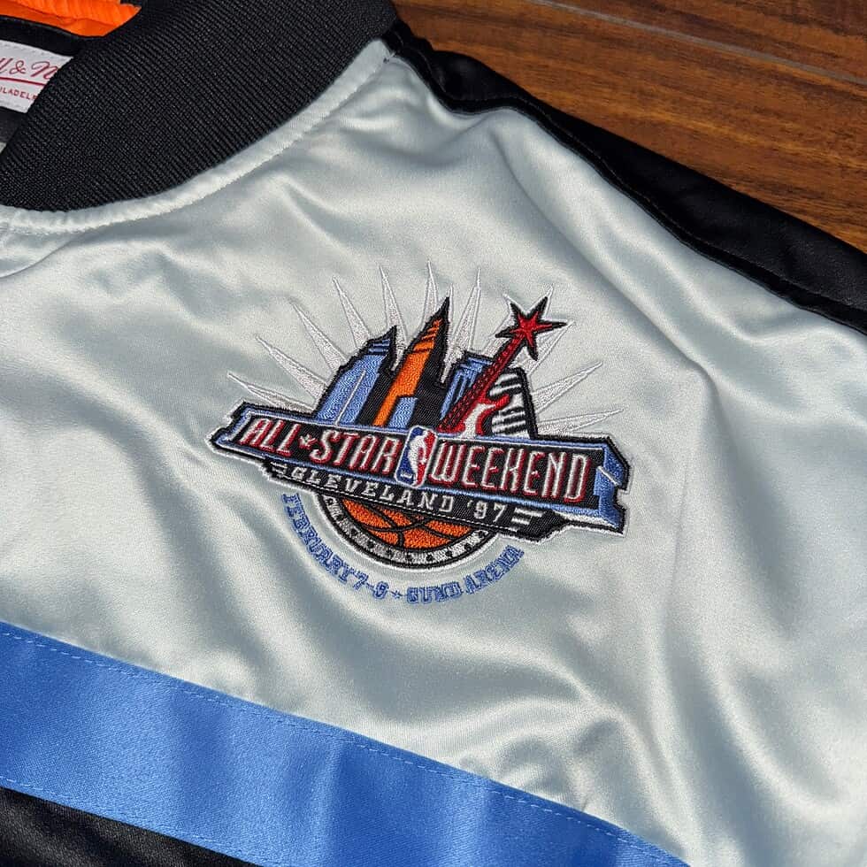 MN 1997 Cleveland All-Star Jacket Men’s XL - Image 3