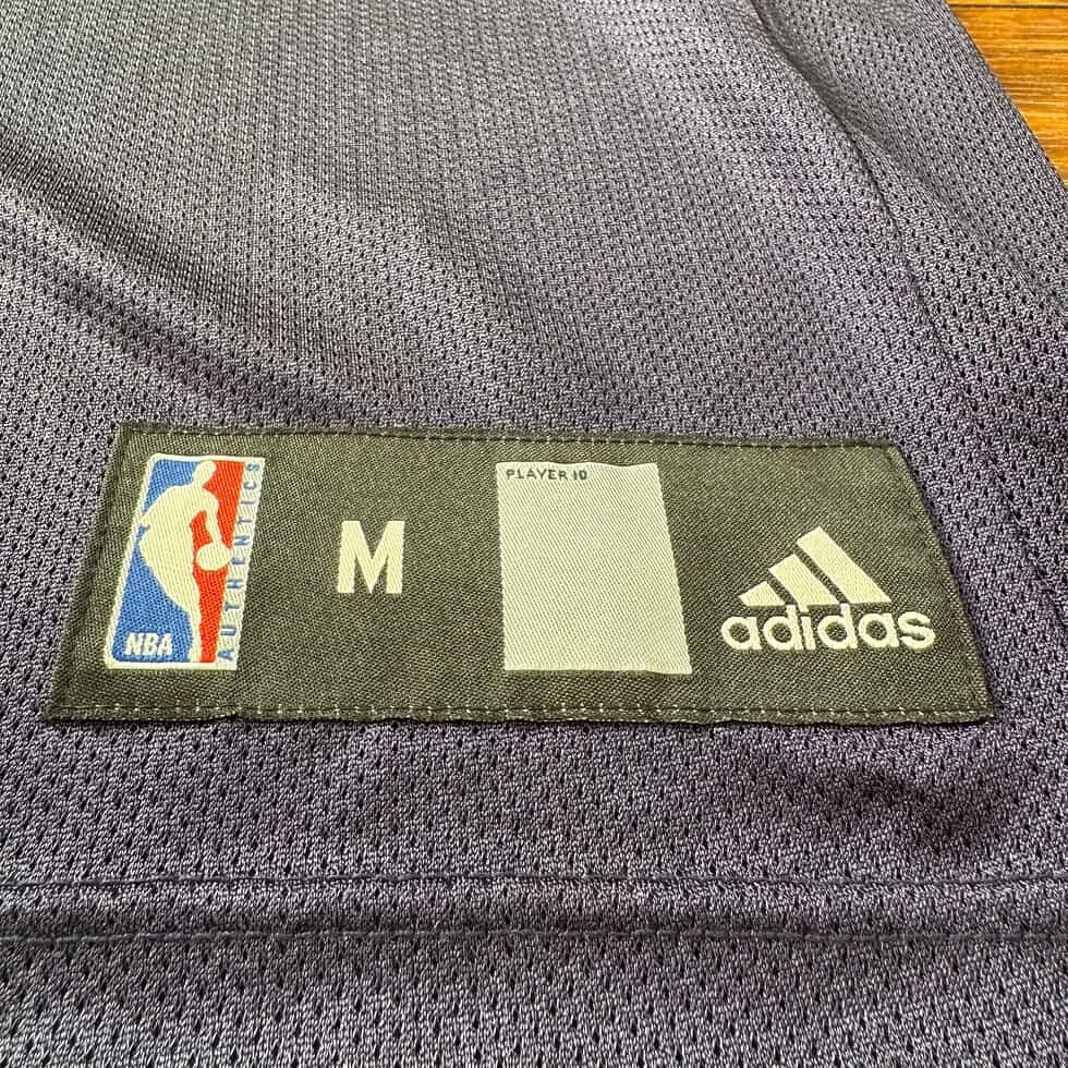 NWT Adidas 2010 Dallas Caron Butler Jersey Sz M - Image 3