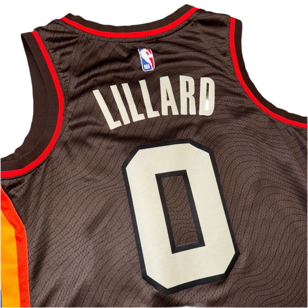 Nike Portland Trail Blazers Damian Lillard Jersey Sz M - Image 5