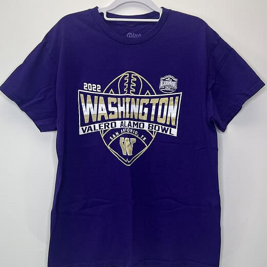 Purple University of Washington 2022 Alamo Bowl T-shirt, size large