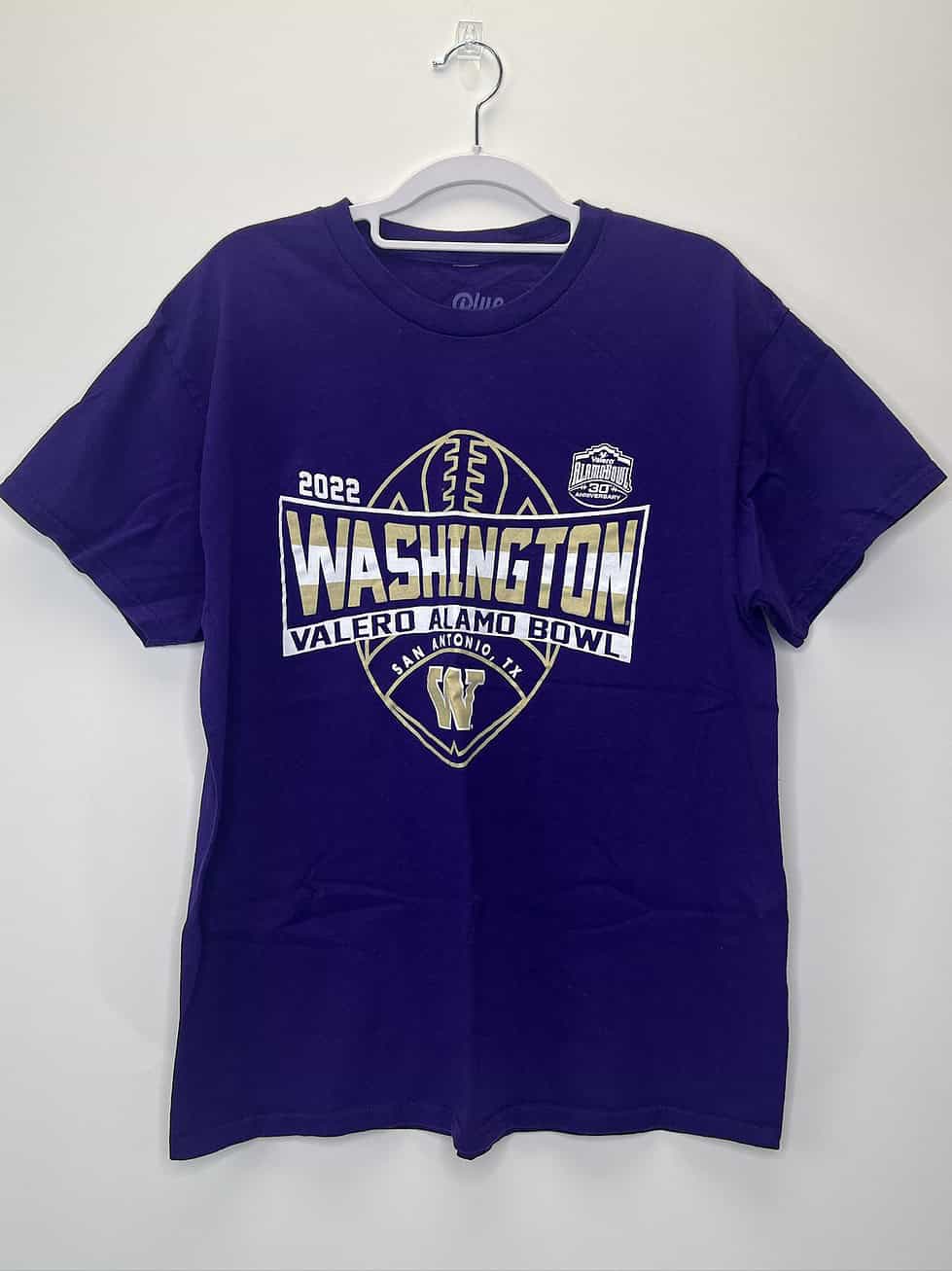 Purple University of Washington 2022 Alamo Bowl T-shirt, size large