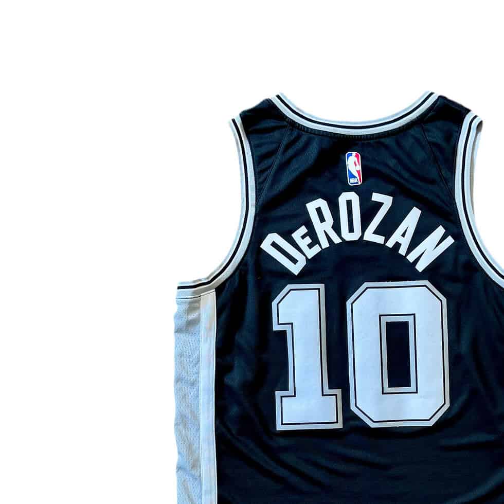 Nike Spurs Demar Derozan Jersey Sz L - Image 2