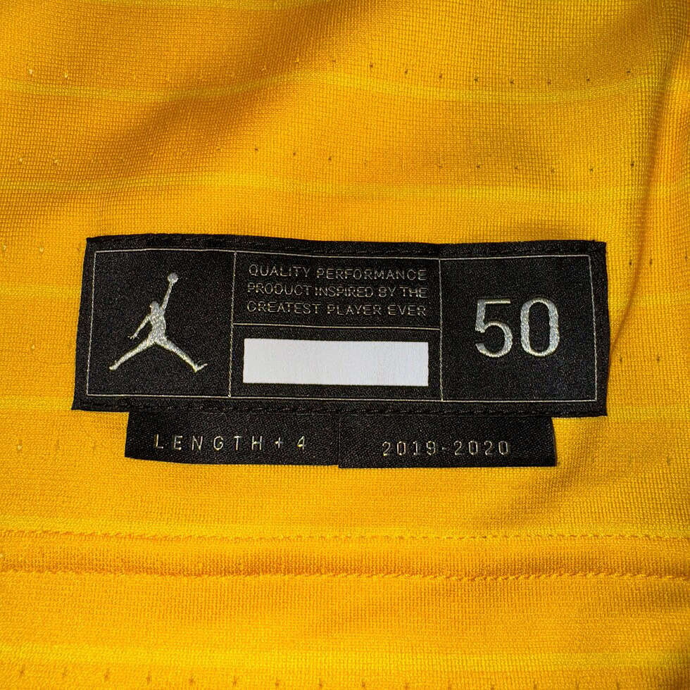Jordan Team-Issued Yellow Marquette Jersey Sz XL + 4”Length - Image 8