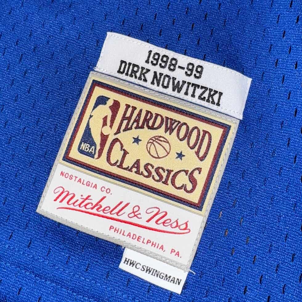 Mitchell & Ness Dallas Mavericks Dirk Nowitzki Jersey Sz YXL - Image 3