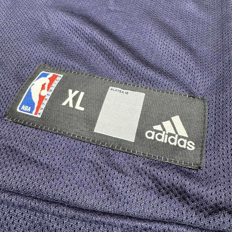 NWT Adidas Dallas 2010 Caron Butler Jersey Sz XL - Image 3