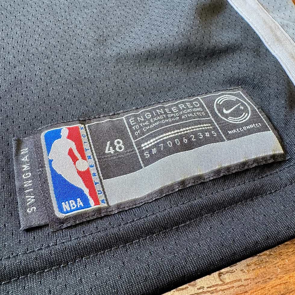 Nike Spurs Demar Derozan Jersey Sz L - Image 3
