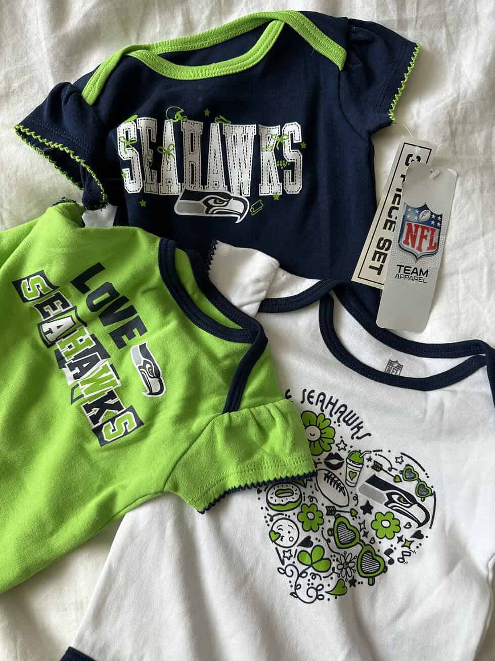 Seattle Seahawks Onesie 3-Pack