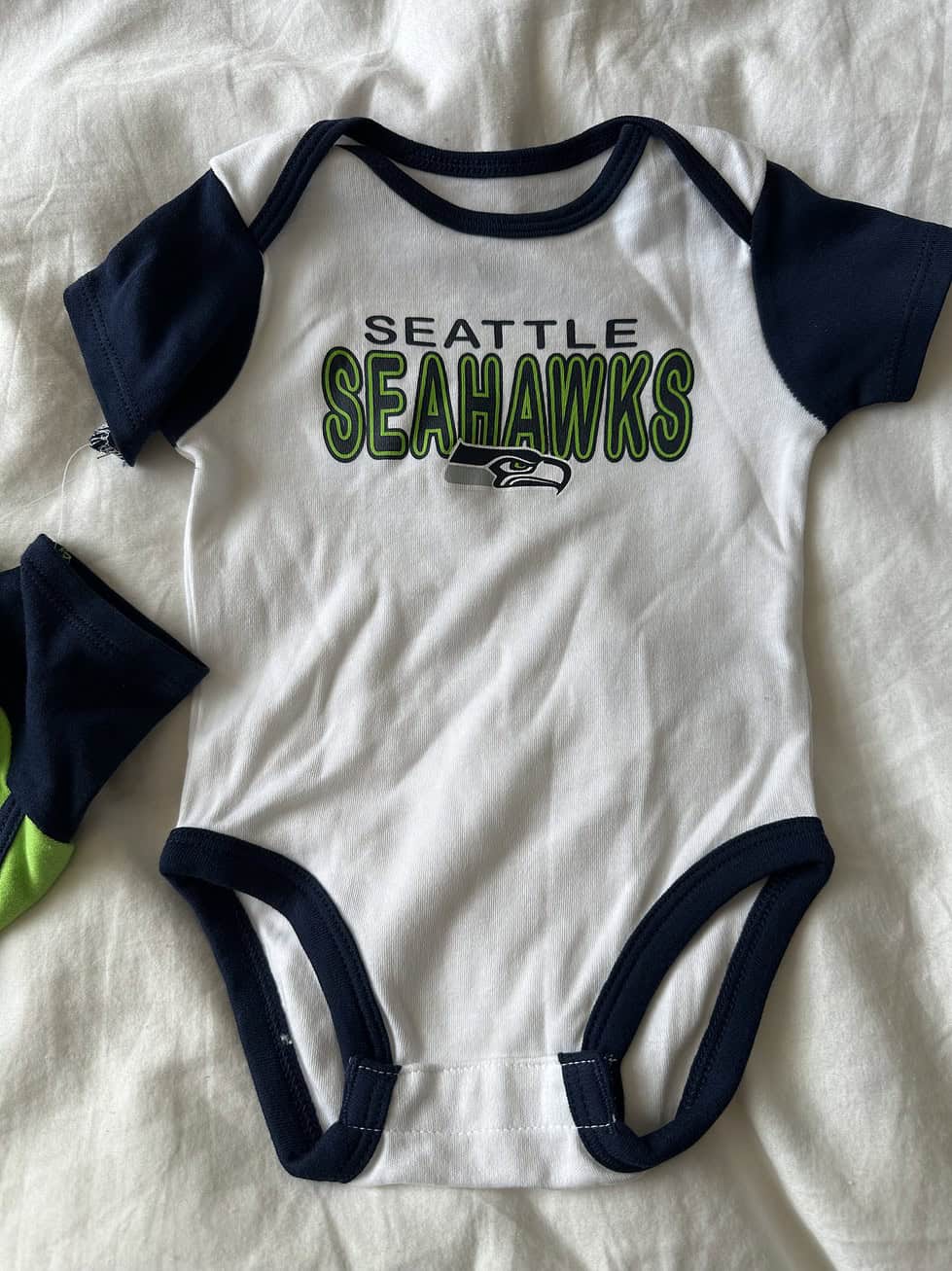 Seattle Seahawks Onesie 3-Pack - Image 4