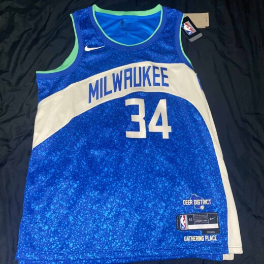 Giannis Antetokounmpo Jersey